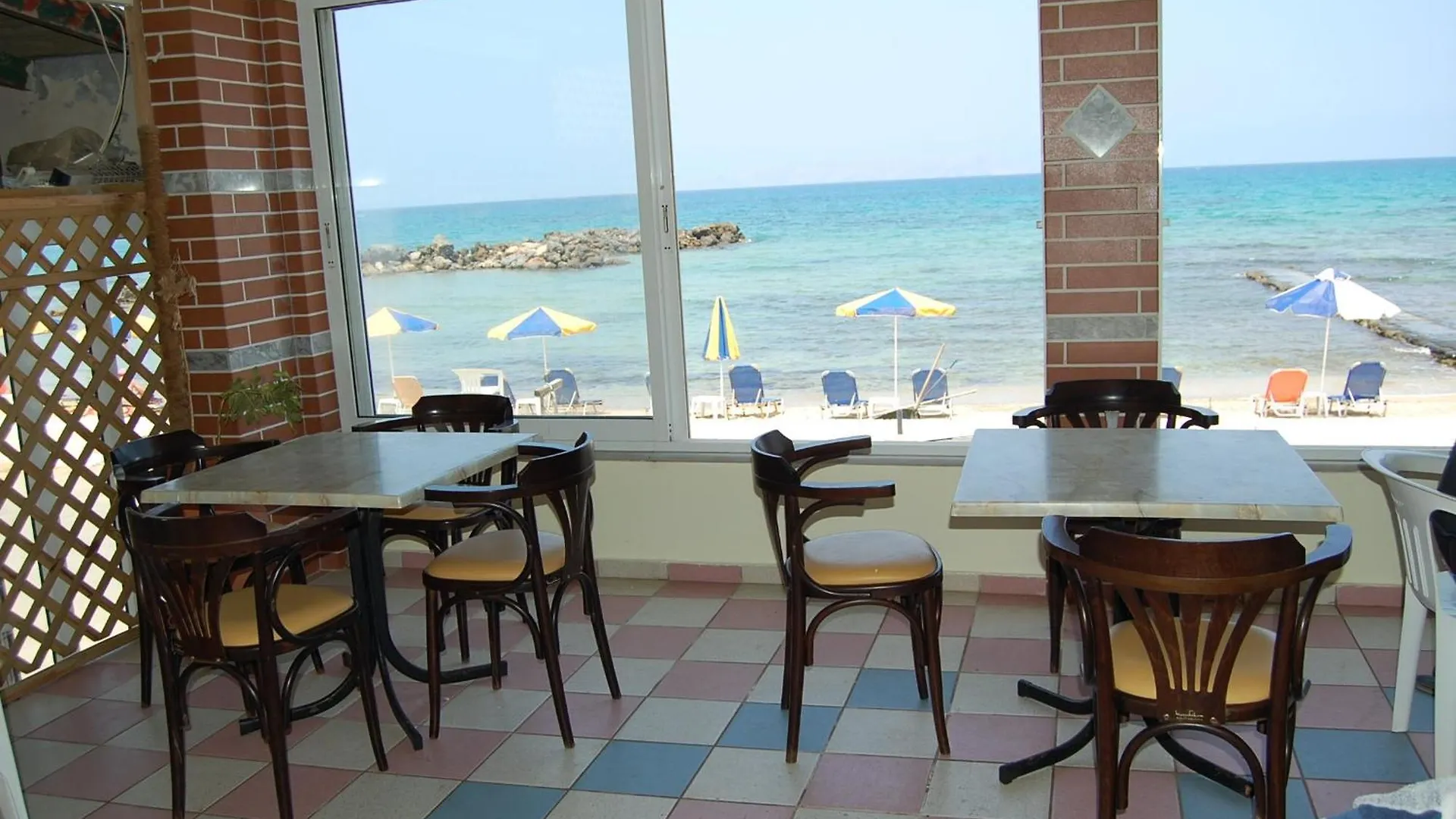 Haris Apartments Kokkini Hani Greece
