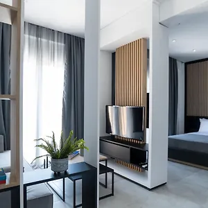https://white-9.hotels-of-thessaloniki.com