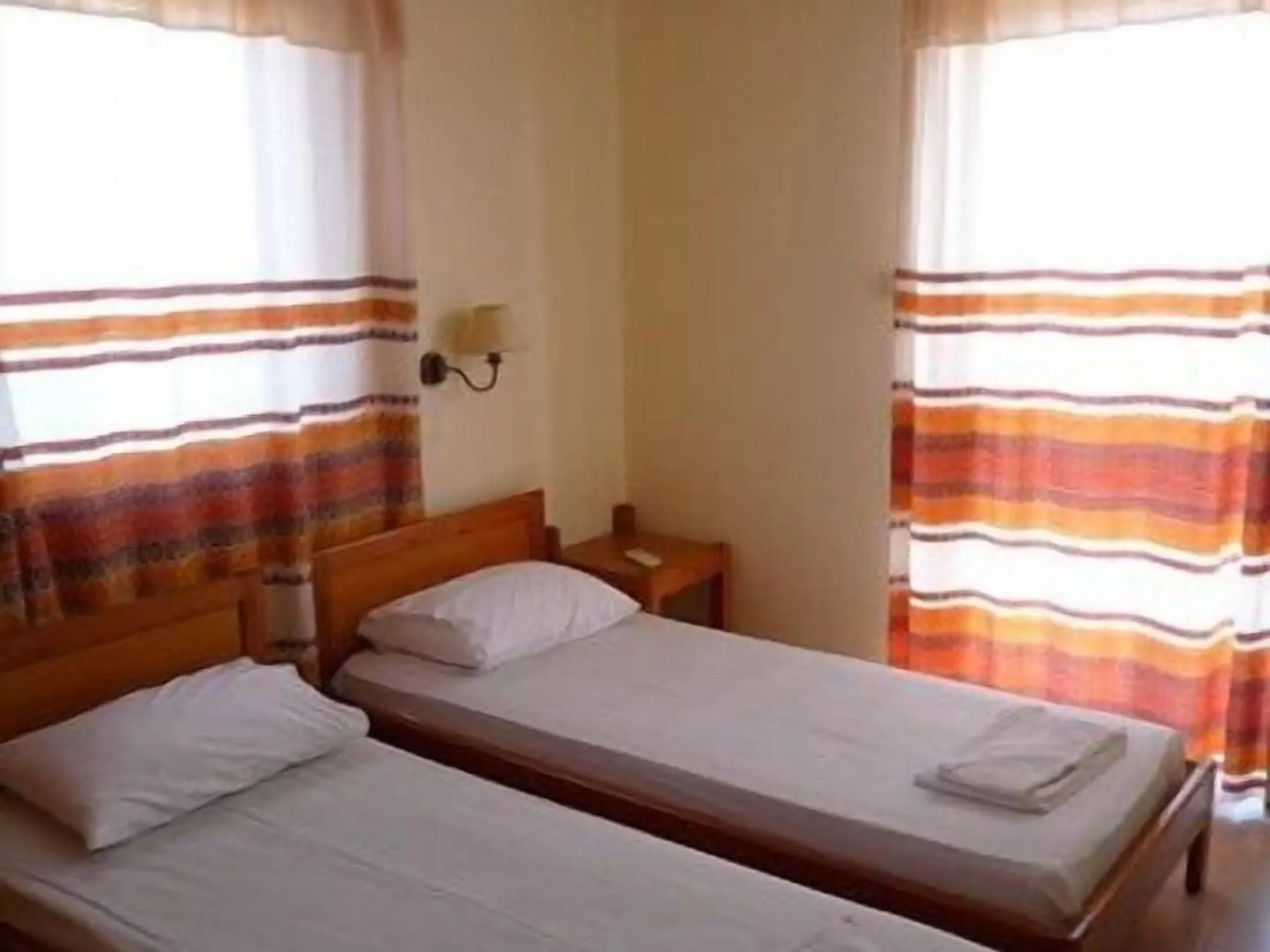 Haris Apartments Kokkini Hani 3*,  Grecia