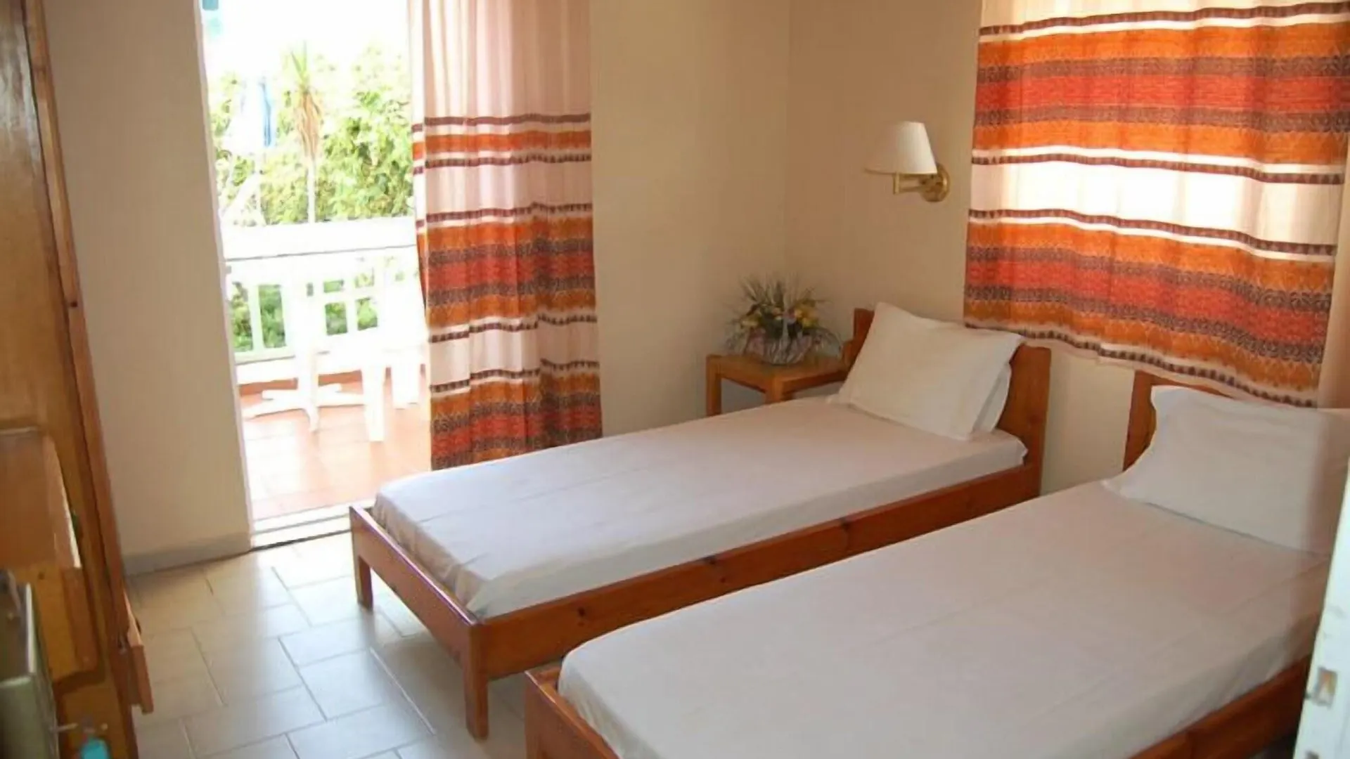 Aparthotel Haris Apartments Kokkini Hani
